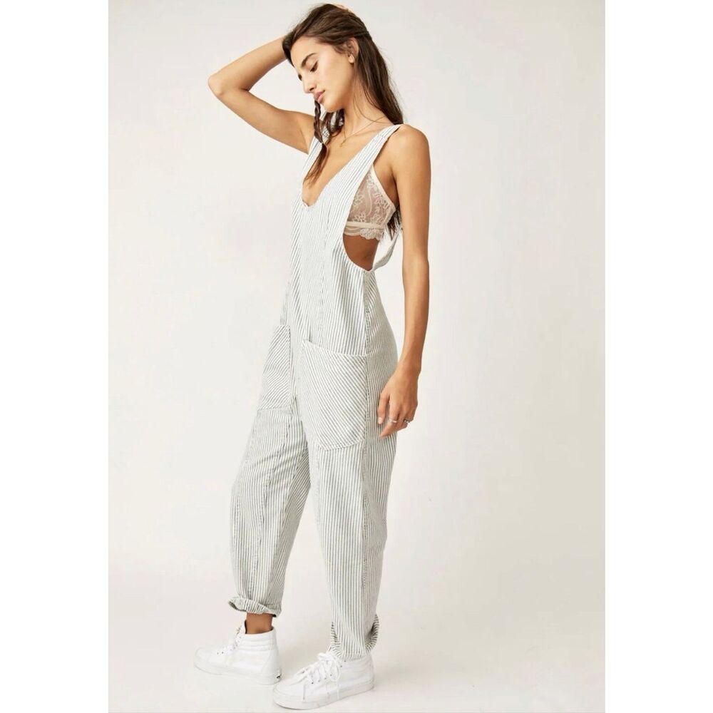 Free People We The Free Jumpsuit High Roller Light denim Stripe Blue Lagenlook B - Picture 2 of 11